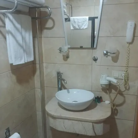 Hotel Ethnica *