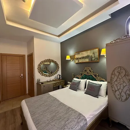 Ethnica *
